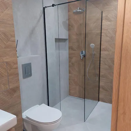 Jaskolcza アパート *