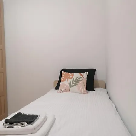 アパート Jaskolcza