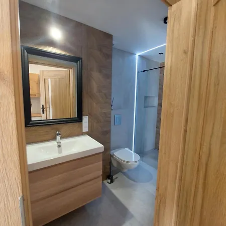 Apartment Jaskolcza *