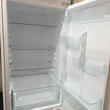 Jaskolcza アパート ビィドゴシュチュ